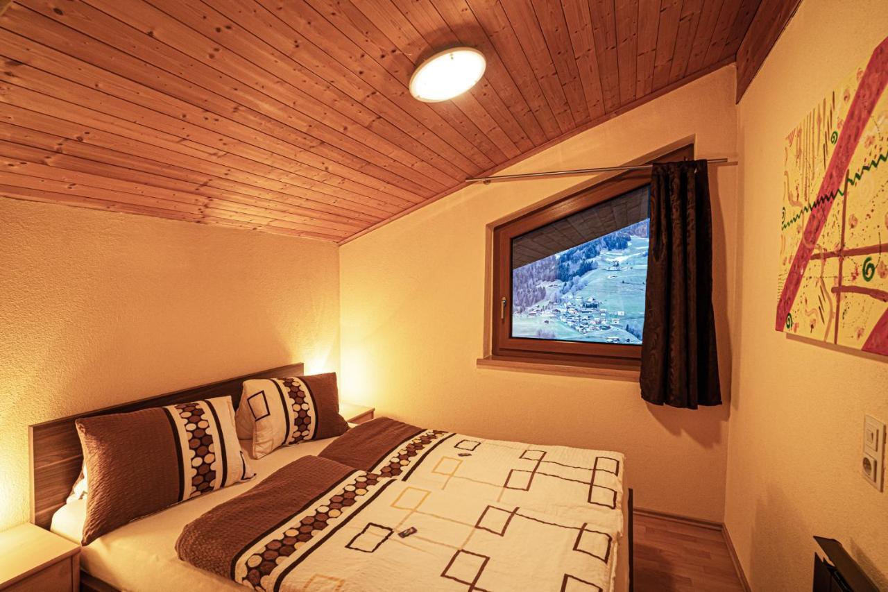 Molto Haus Apartment Raggal Bagian luar foto
