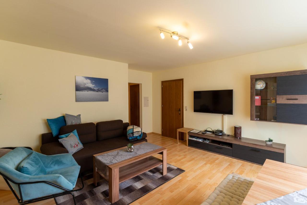 Molto Haus Apartment Raggal Bagian luar foto